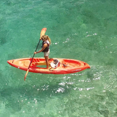 Kayak guide Kanisha Bruce